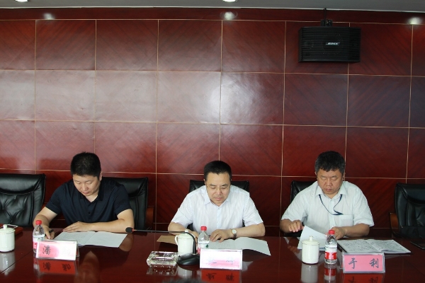 6月12日，交投集团纪委书记赵辉同志，纪委副书记、纪检监察部部长于利同志，纪检监察部潘勐同志一行三人到建管公司开展党风廉政建设情况调研指导。建管公司领导班子成员陪同调研并参加了调研工作座谈。2