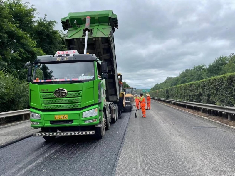 环氧改性沥青再生拌和站在阜锦高速维修项目中投产使用